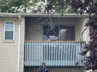 1318 S Fountain St APT 2, Allentown, PA 18103
