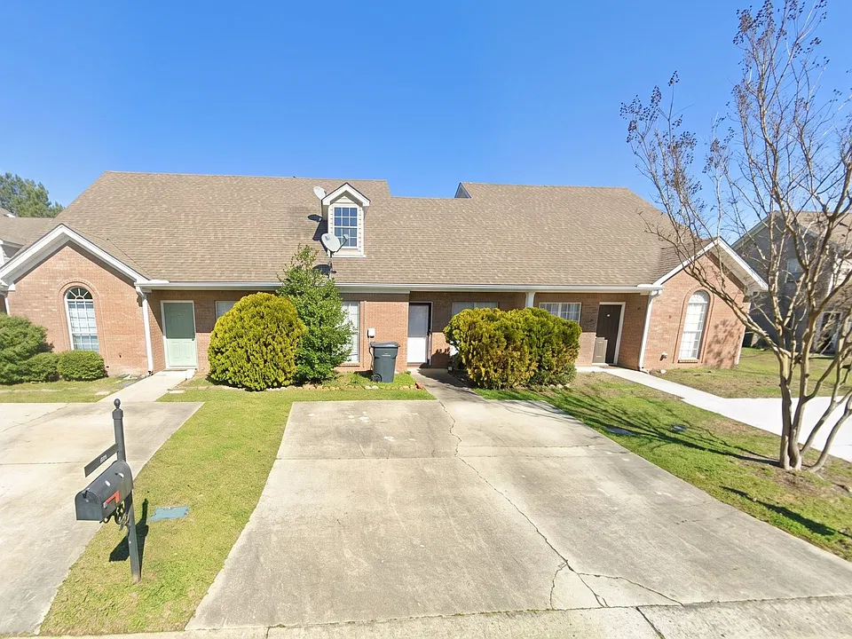 508 Waterford Lake Cir