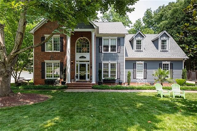 1st image of 2230 Raven Dr