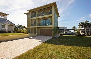 1st image of 2292 Cherimoya Ln