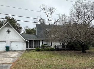 102 N Savannah Ave, Rincon, GA 31326