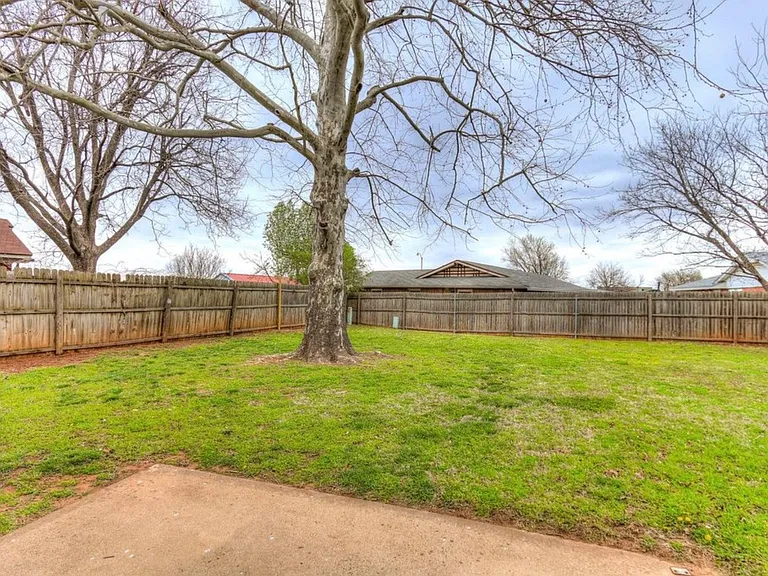 347 W Cedar Dr — Photo 14