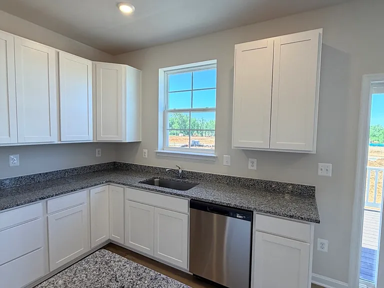 436 Seeback Dr — Photo 14
