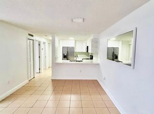 210 SW 11th St APT 410, Miami, FL 33130