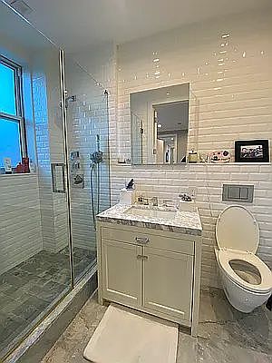 5th image of 170 W 74th St APT 1109