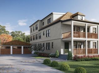 144 Linden St #2, Wellesley, MA 02482