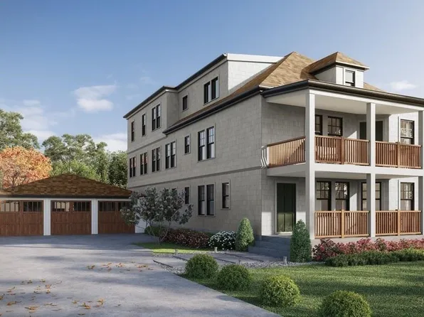 144 Linden St #2, Wellesley, MA 02482