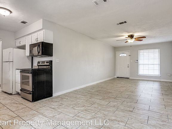 3rd image of 5006 Celtic Dr