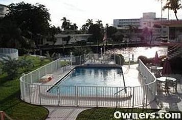 Heated Pool-Right by the water!