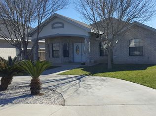 2285 Cantera Cir, Eagle Pass, TX 78852