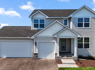 1517 Creekwood Dr, New Richmond, WI 54017