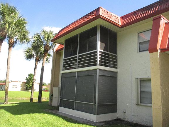 4th image of 221 Lake Carol Drive
