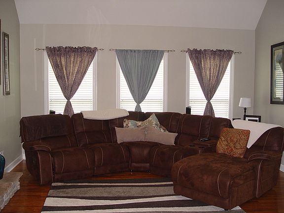 5th image of 126 Stonecreek Dr