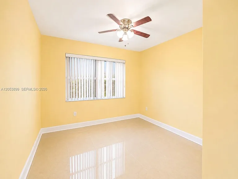 1485 NE 33rd Rd #111-1 — Photo 16