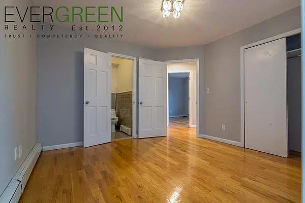 Rented by ERNY LLC | media 20