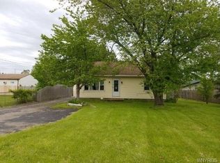 6683 Walmore Rd, Niagara Falls, NY 14304