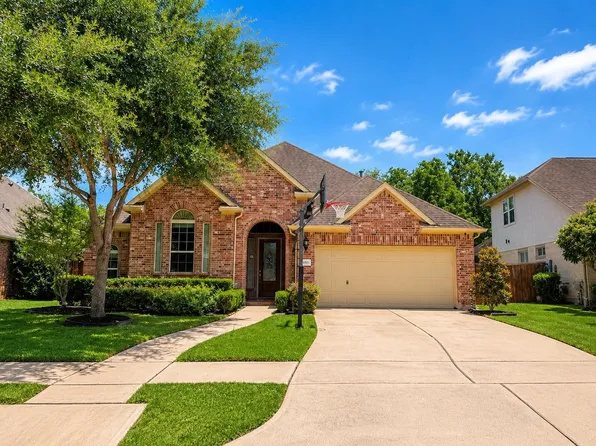 5811 Caper Shores Ln, Sugar Land, TX 77479