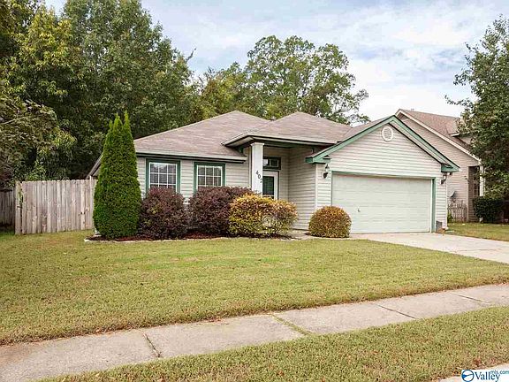 2nd image of 402 River Bend Dr SW