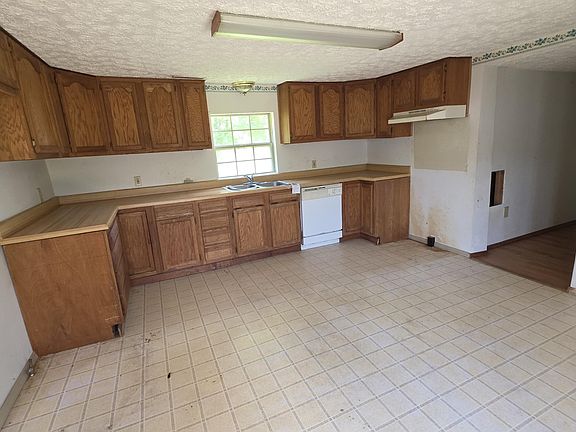 5th image of 7011 Shell Ln