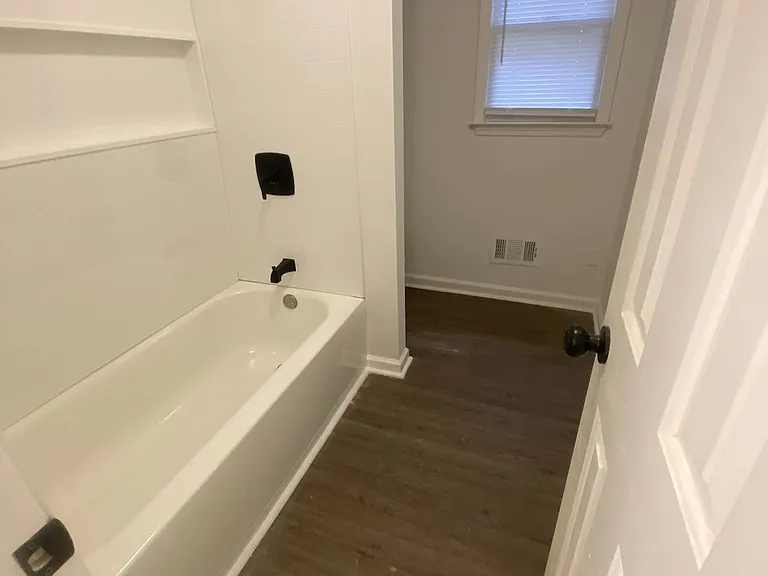 57 Sentry Oak Ct — Photo 3