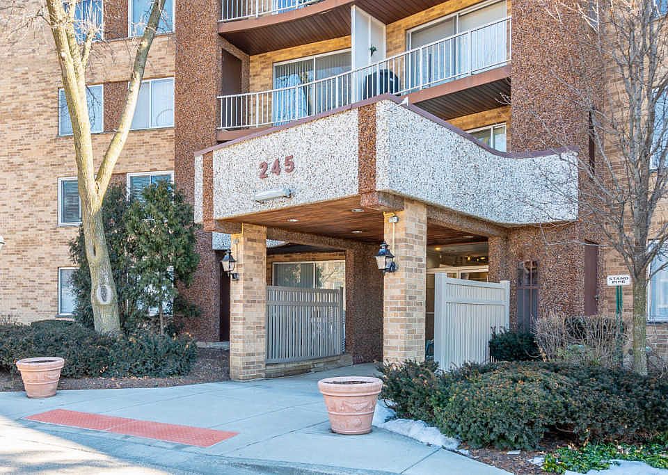 1st image of 245 S Park Ln Unit 120