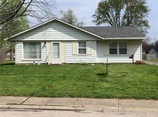 821 W Crawford St, Paris, IL 61944