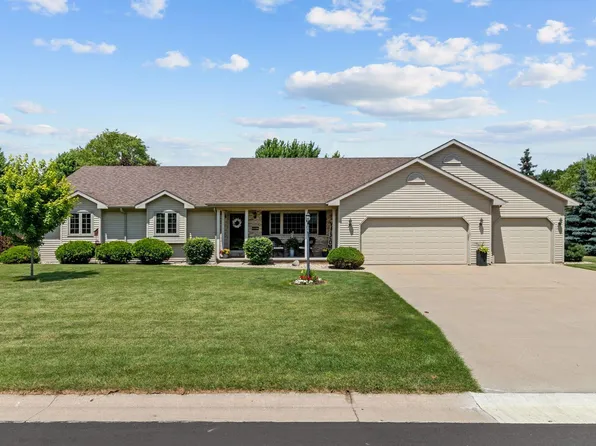 W5982 Strawflower Dr, Appleton, WI 54915