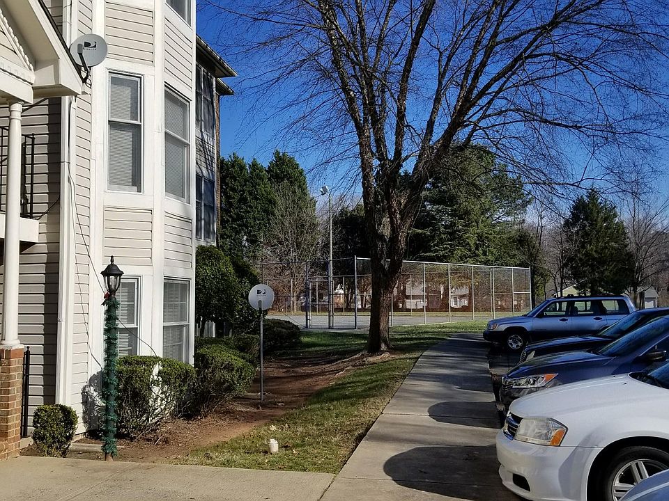 1st image of 6219 Rosecroft Dr