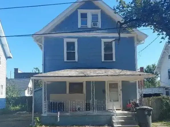 45 Richmond Pl, Akron, OH 44303