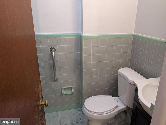 4th image of 1540 Hermesprota Dr