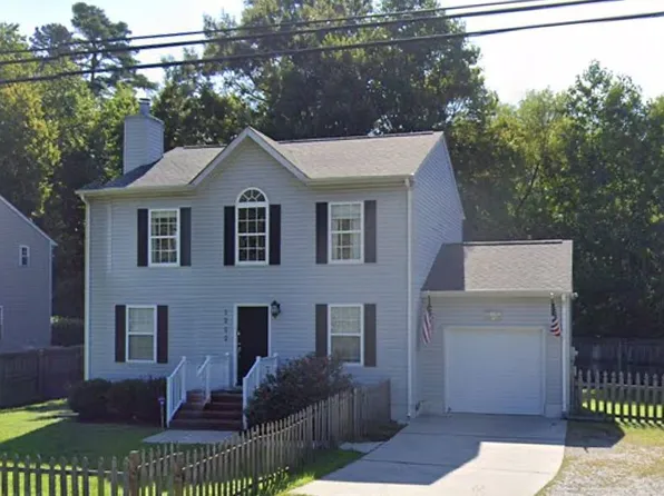 1222 Old Williamsburg Rd, Yorktown, VA 23690