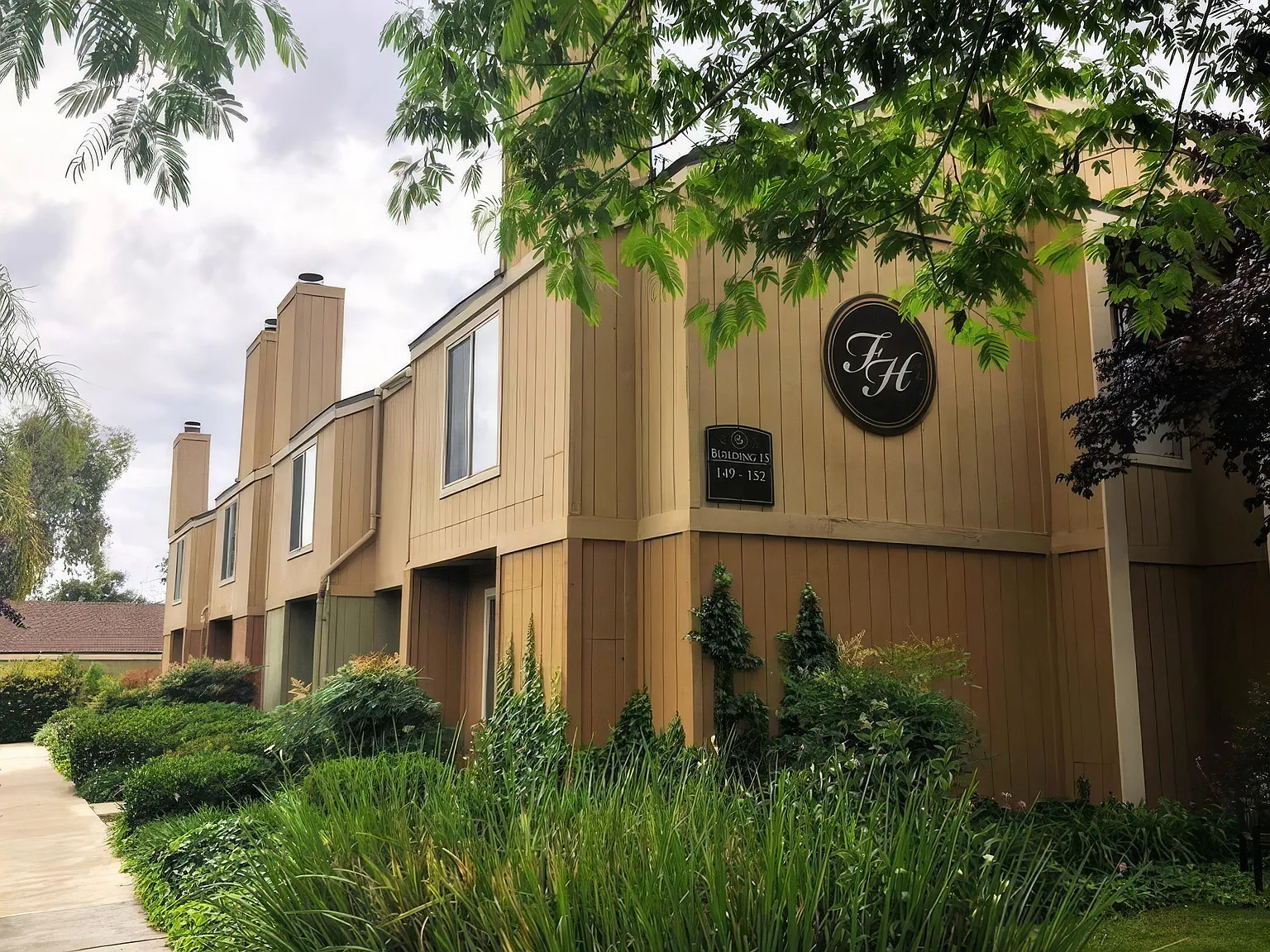 Fox Hollow — Photo 1