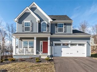 1029 Blackhawk Dr, Valencia, PA 16059