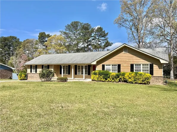 1841 Driftwood Pl, Snellville, GA 30078