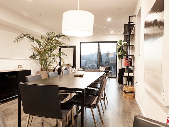 4th image of 313 S Avenue 57