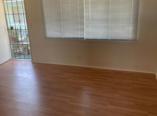 1940 W Wardlow Rd, Long Beach, CA 90810