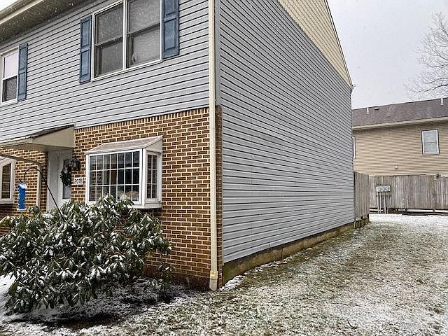 1st image of 2078 Mary Ellen Ln
