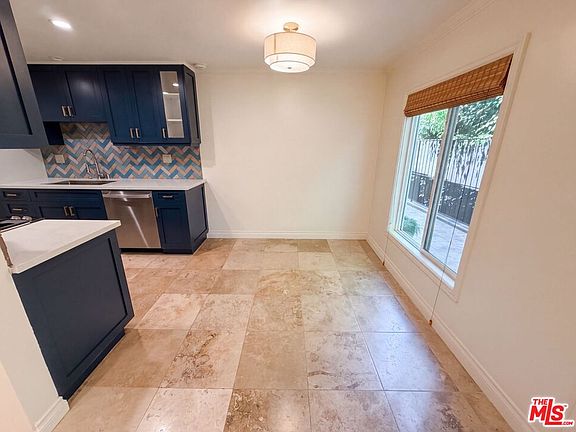 5th image of 1024 5th St APT 3