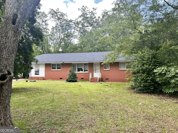 1106 Knoxville St, Fort Valley, GA 31030