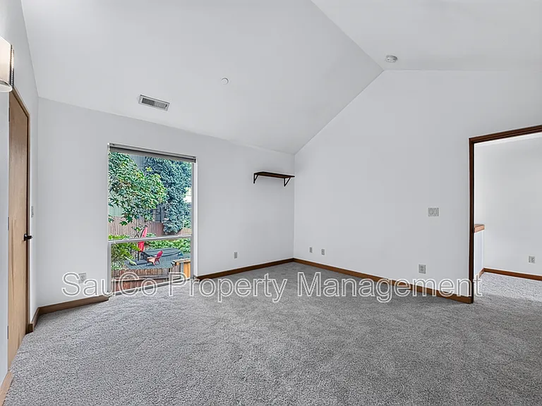 5049 SW View Point Ter #B — Photo 28