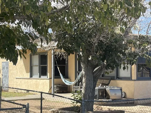 425 S Richmond Rd, Ridgecrest, CA 93555