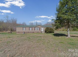 639 Correll Rd, Troy, NC 27371