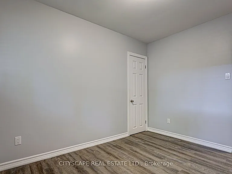 1050 Apache Rd #UPPER — Photo 10