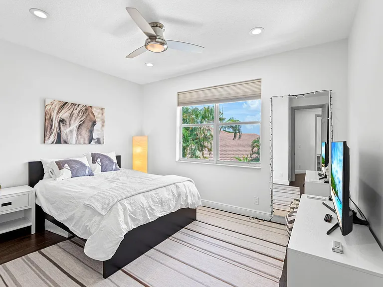 12442 Equine Ln — Photo 34