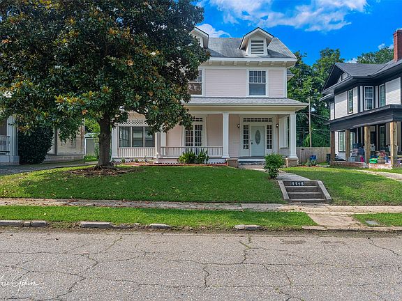 2nd image of 1115 Boulevard St