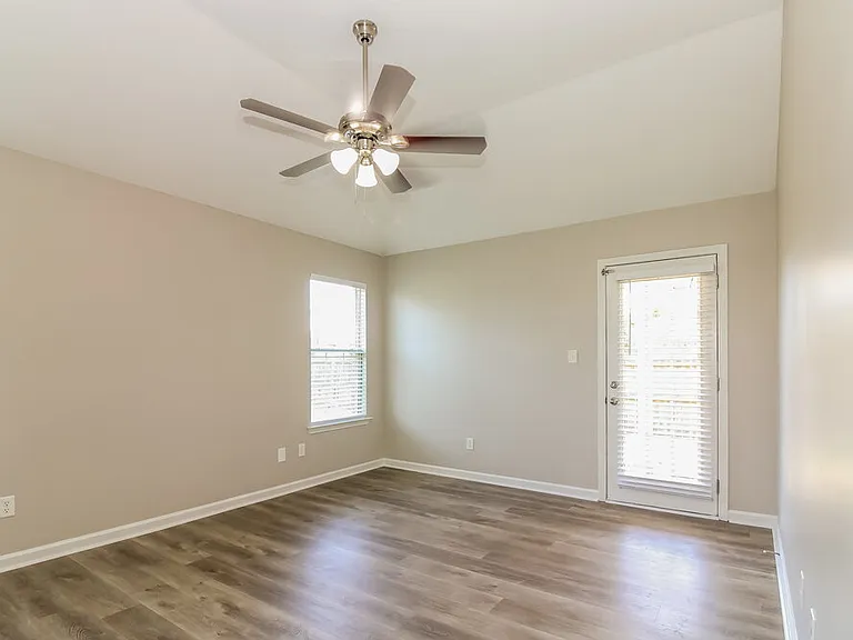 5842 Carrel Cv — Photo 14