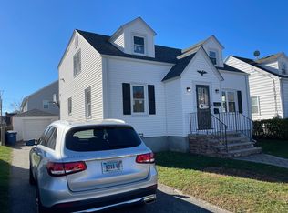 68 Pennsylvania Ave, Bridgeport, CT 06610