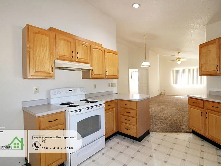 21906 Chimney Rock Dr #A — Photo 11