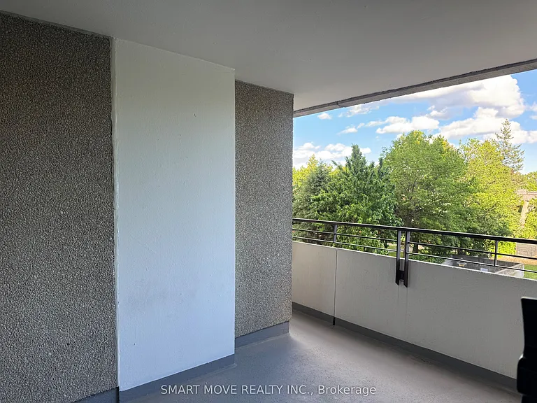 1300 Mississauga Valley Blvd #303 — Photo 19