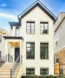 3338 N Leavitt St, Chicago, IL, 60618